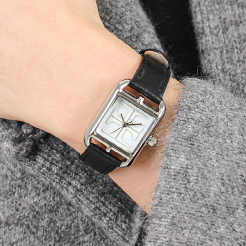 [탠디] 시그니쳐  모던스퀘어 여성용 가죽 시계 T-1916 실버블랙