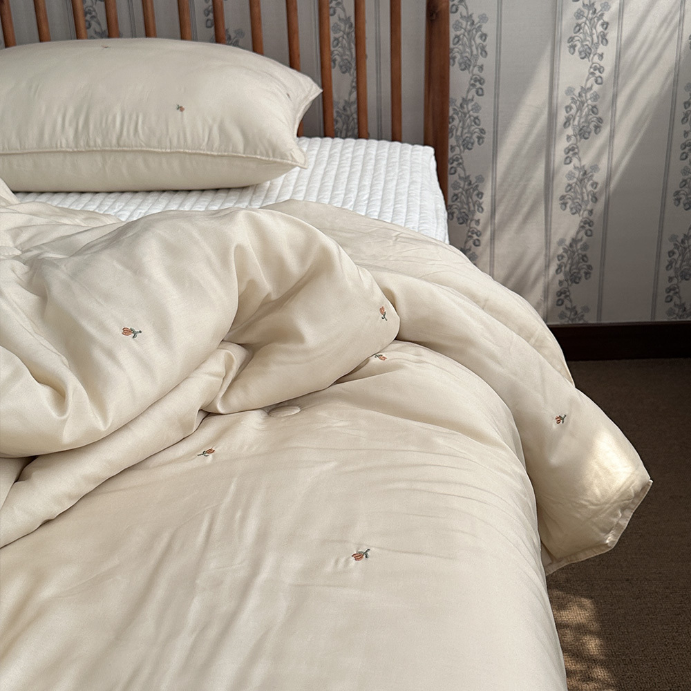 Guy laroche high-end comforter  리틀 Q차렵이불 세트(베이지)